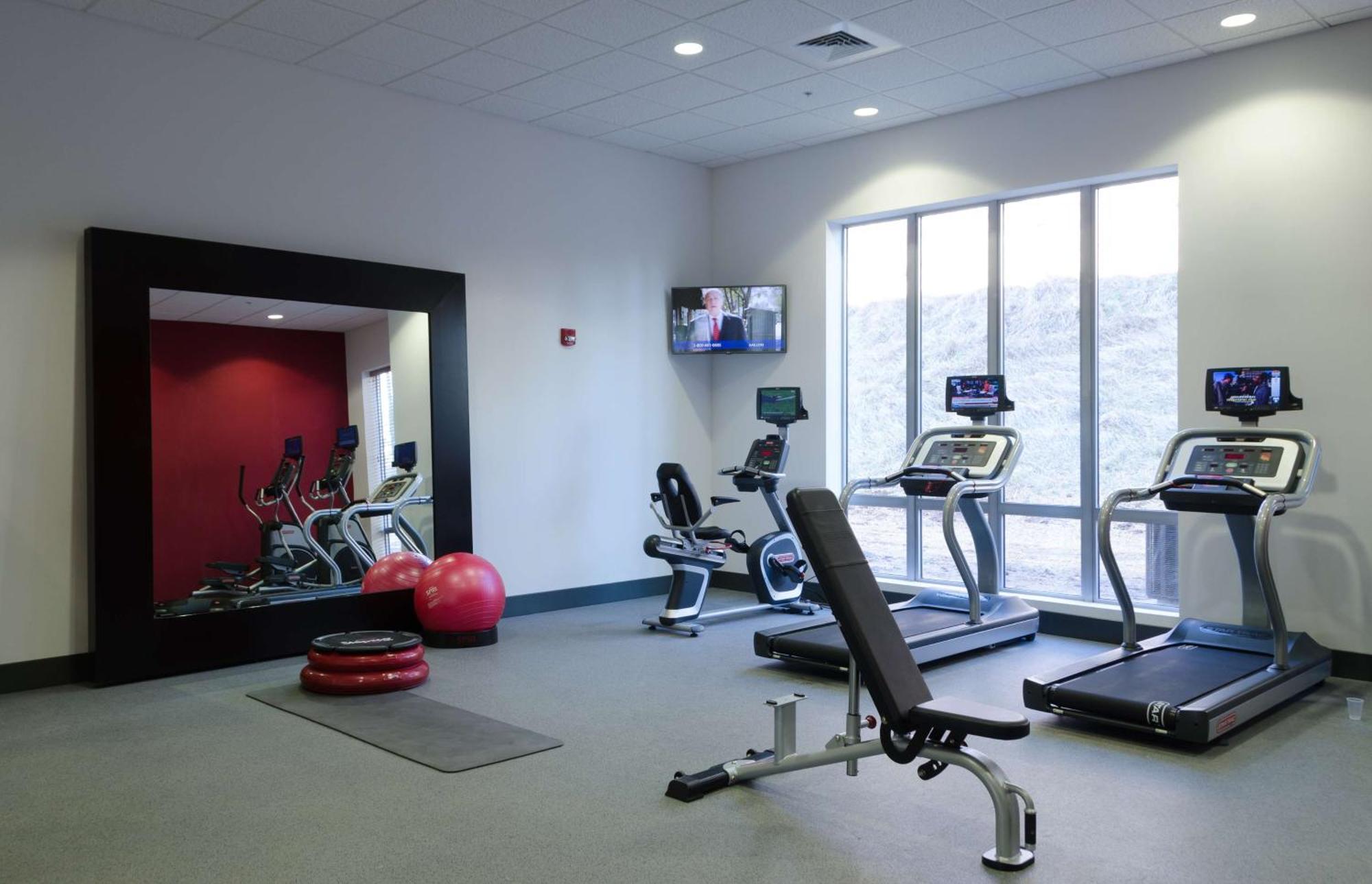 Hilton Garden Inn Hickory Exteriér fotografie