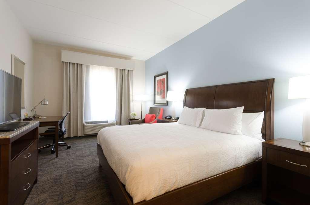 Hilton Garden Inn Hickory Pokoj fotografie